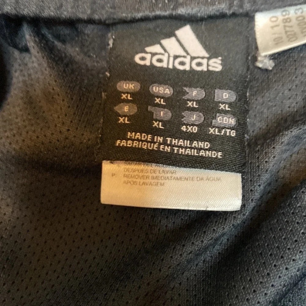 Adidas Black and Green Athletic Shorts Size XL Men's - Picture 3 of 9